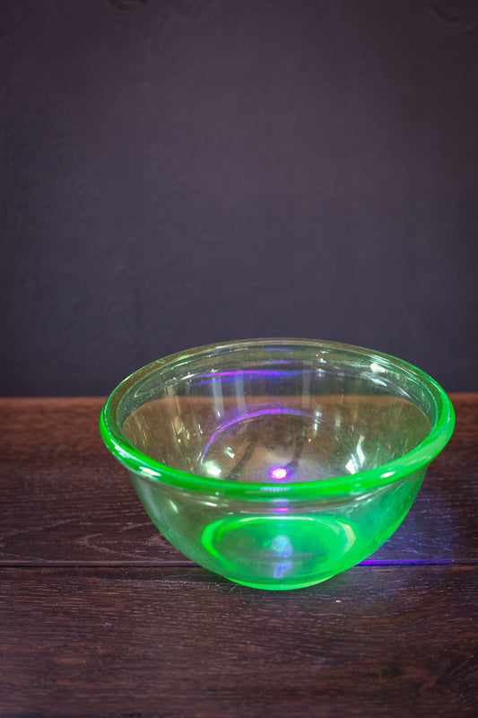 Green Anchor Hocking Uranium Glass Bowl - Vintage Vaseline Depression Glass Bowl