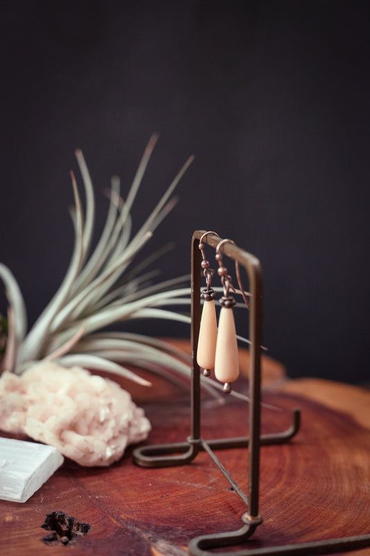 Teardrop Cream Agate and Silver Earrings - Vintage Estate Jewelry