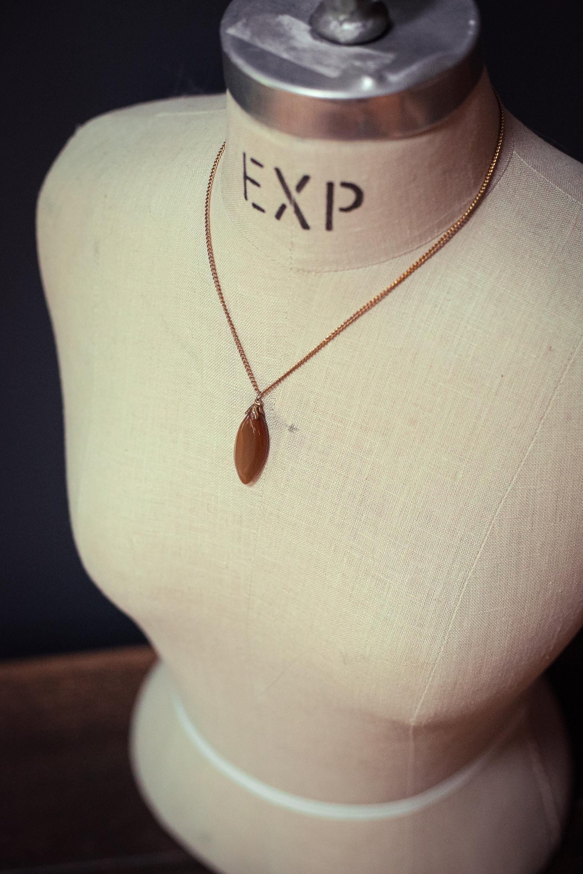 Agate Ellipse Pendant on Goldtone Chain - Vintage Estate Necklace