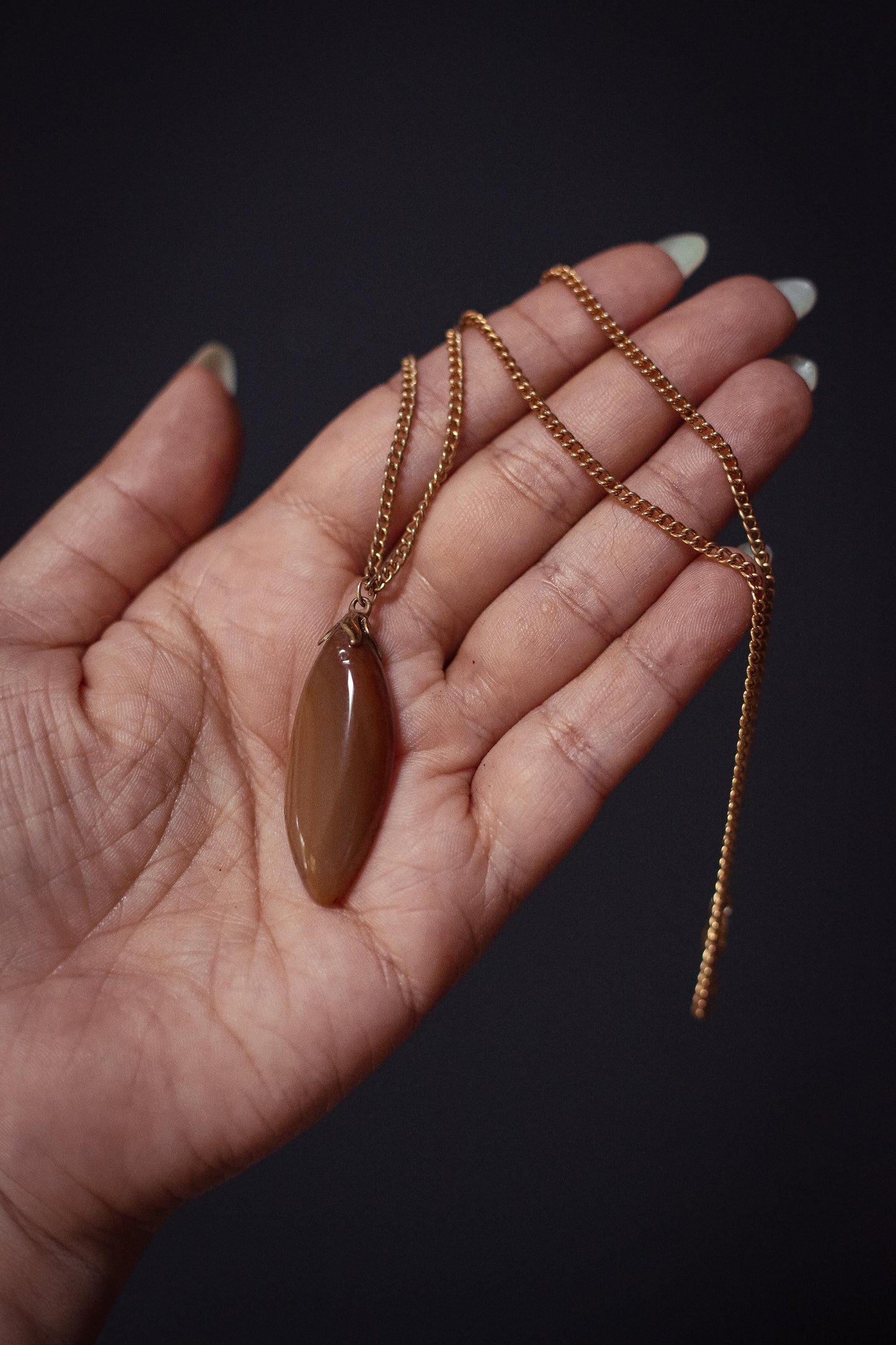 Agate Ellipse Pendant on Goldtone Chain - Vintage Estate Necklace