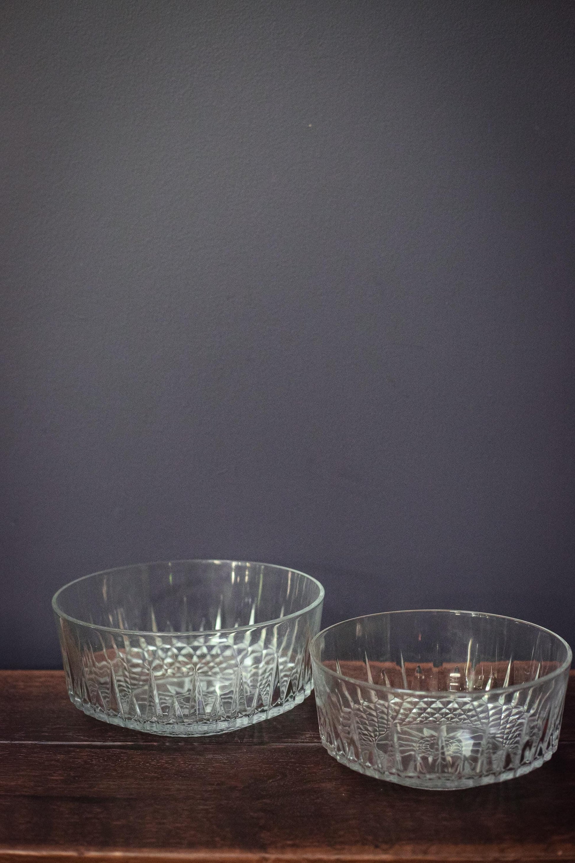 Pair of Arcoroc Diamant Serving Bowls - Vintage Arcoroc France Tempered Glass Nesting Bowls