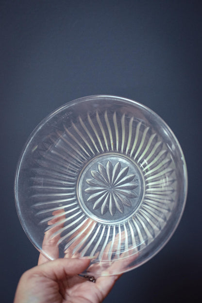 Set of 4 Clear Glass Bowls with Pressed Sunburst Design - Vintage Glass Bowls 7 inches wide KIG Indonesia
