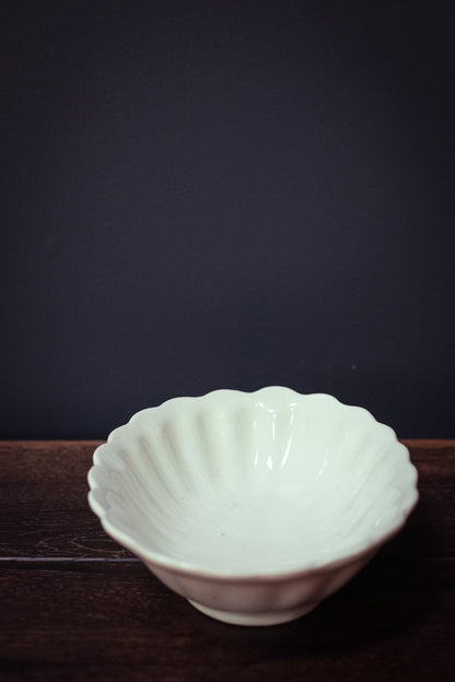 Scalloped Ivory Majolica Bowl Made in Italy - Vintage Italian Porcelain Bowl