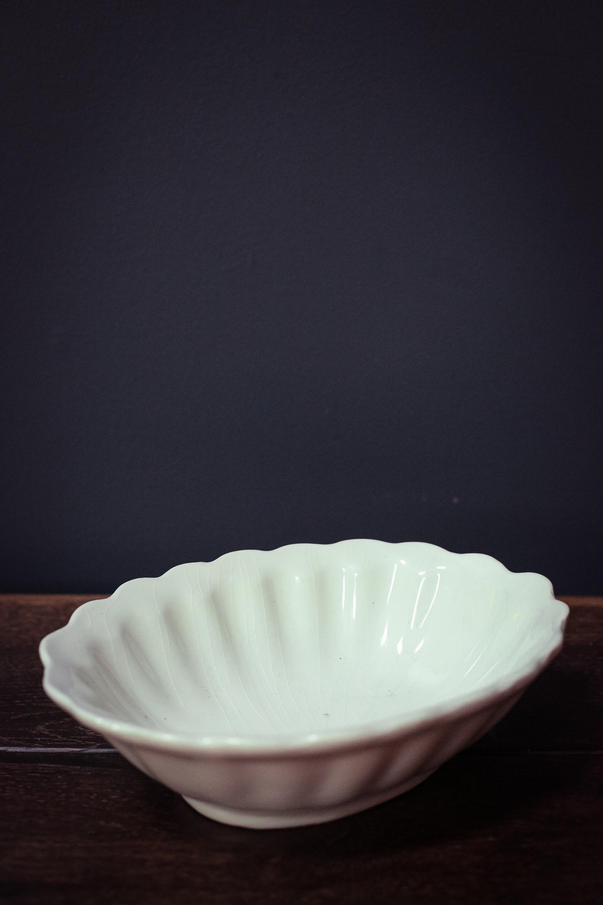 Scalloped Ivory Majolica Bowl Made in Italy - Vintage Italian Porcelain Bowl