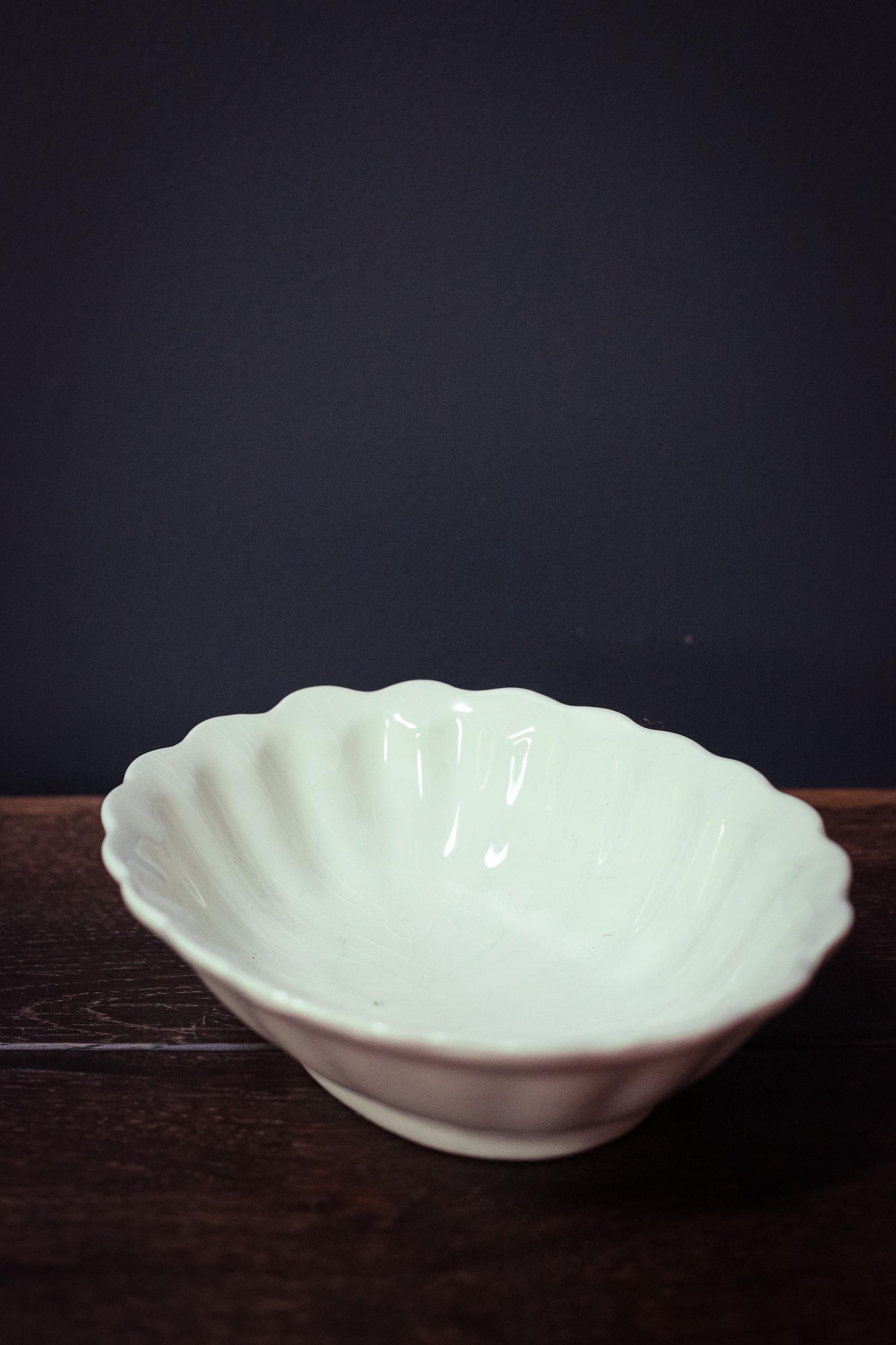 Scalloped Ivory Majolica Bowl Made in Italy - Vintage Italian Porcelain Bowl