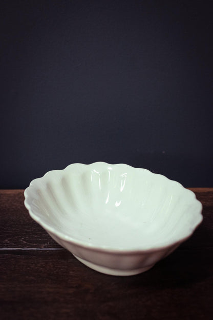 Scalloped Ivory Majolica Bowl Made in Italy - Vintage Italian Porcelain Bowl
