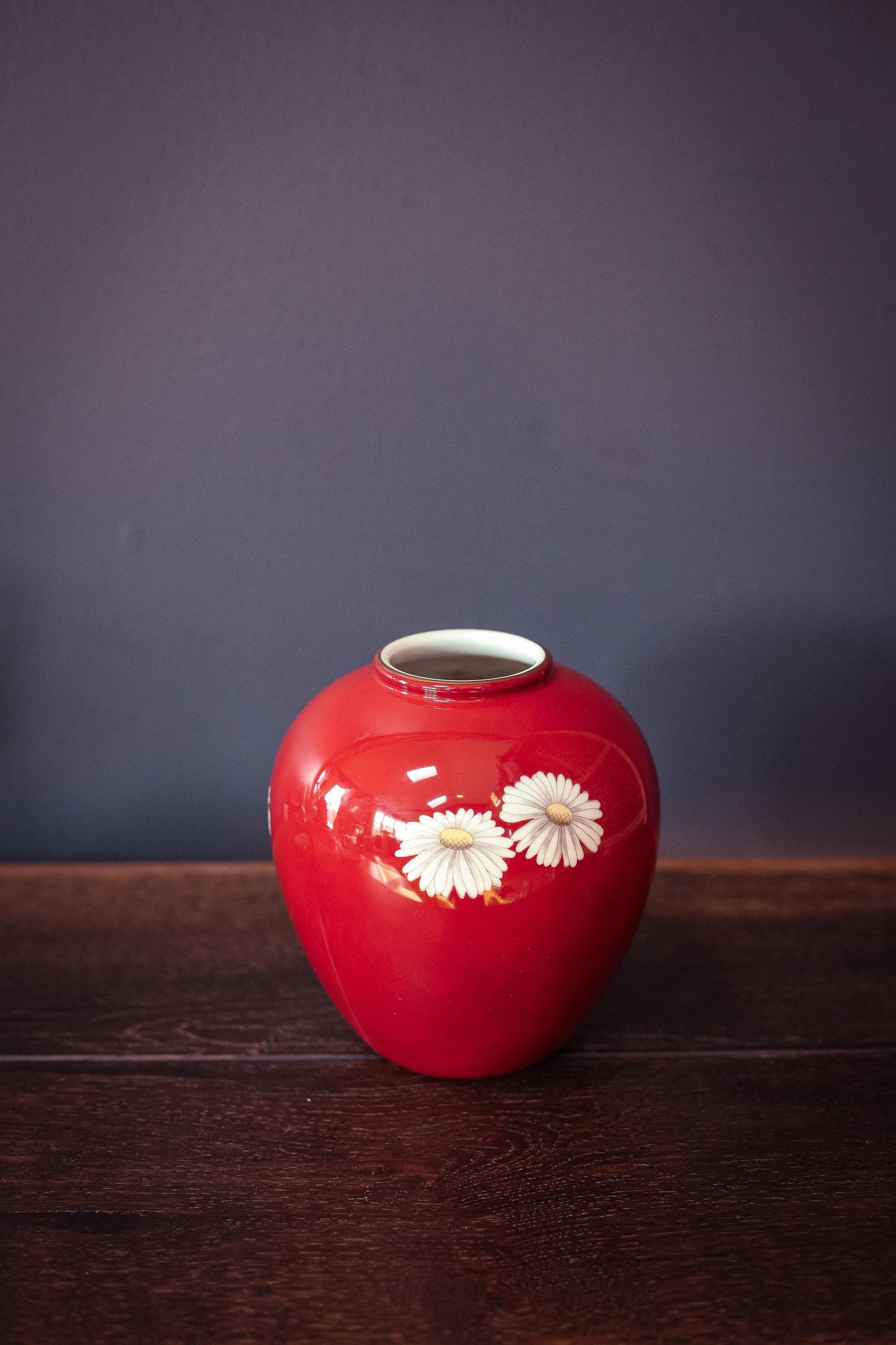 Noritake Red/Orange Vase with White Daisy - Vintage Japanese Vase