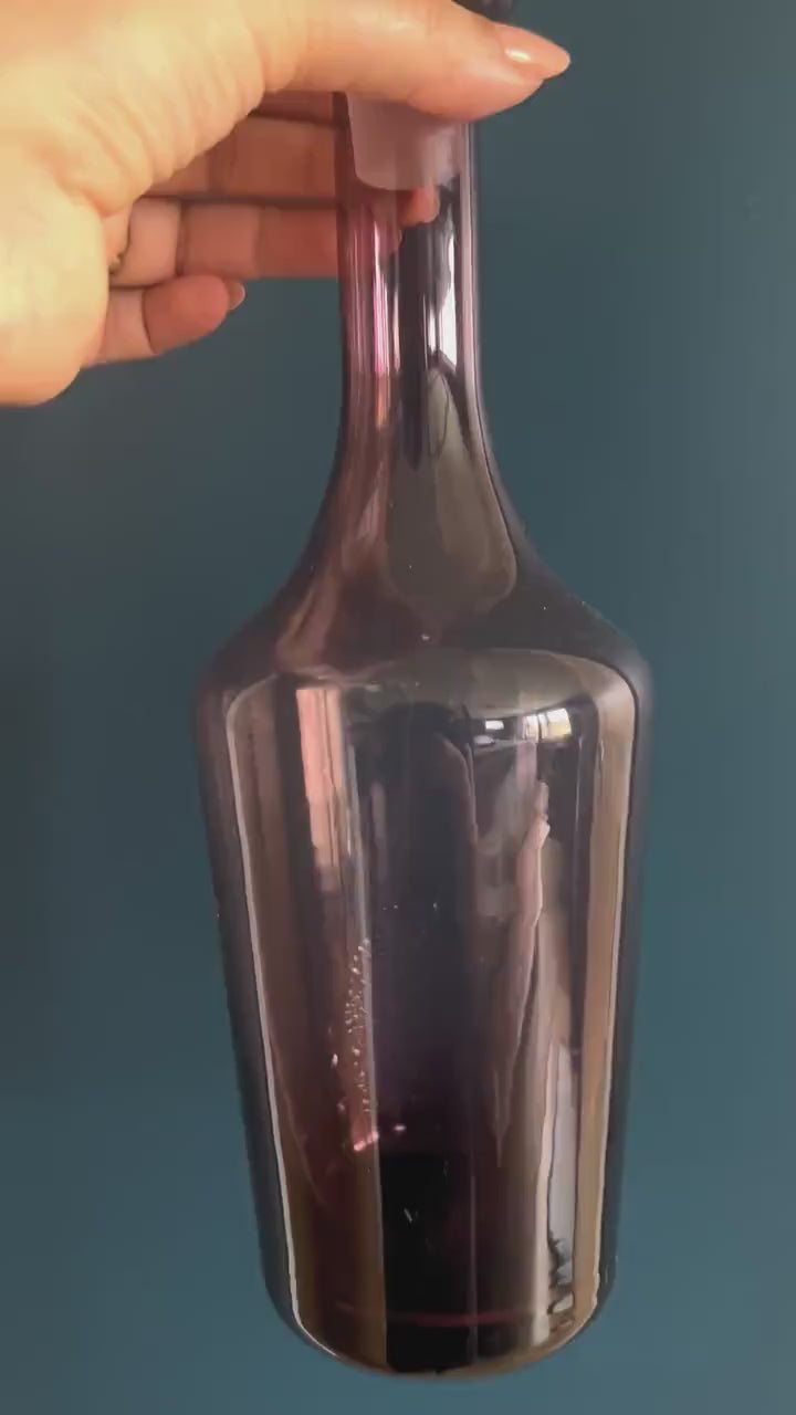Amethyst Glass Decanter and Shot Glasses - Vintage Midcentury Modern Barware Purple Glass