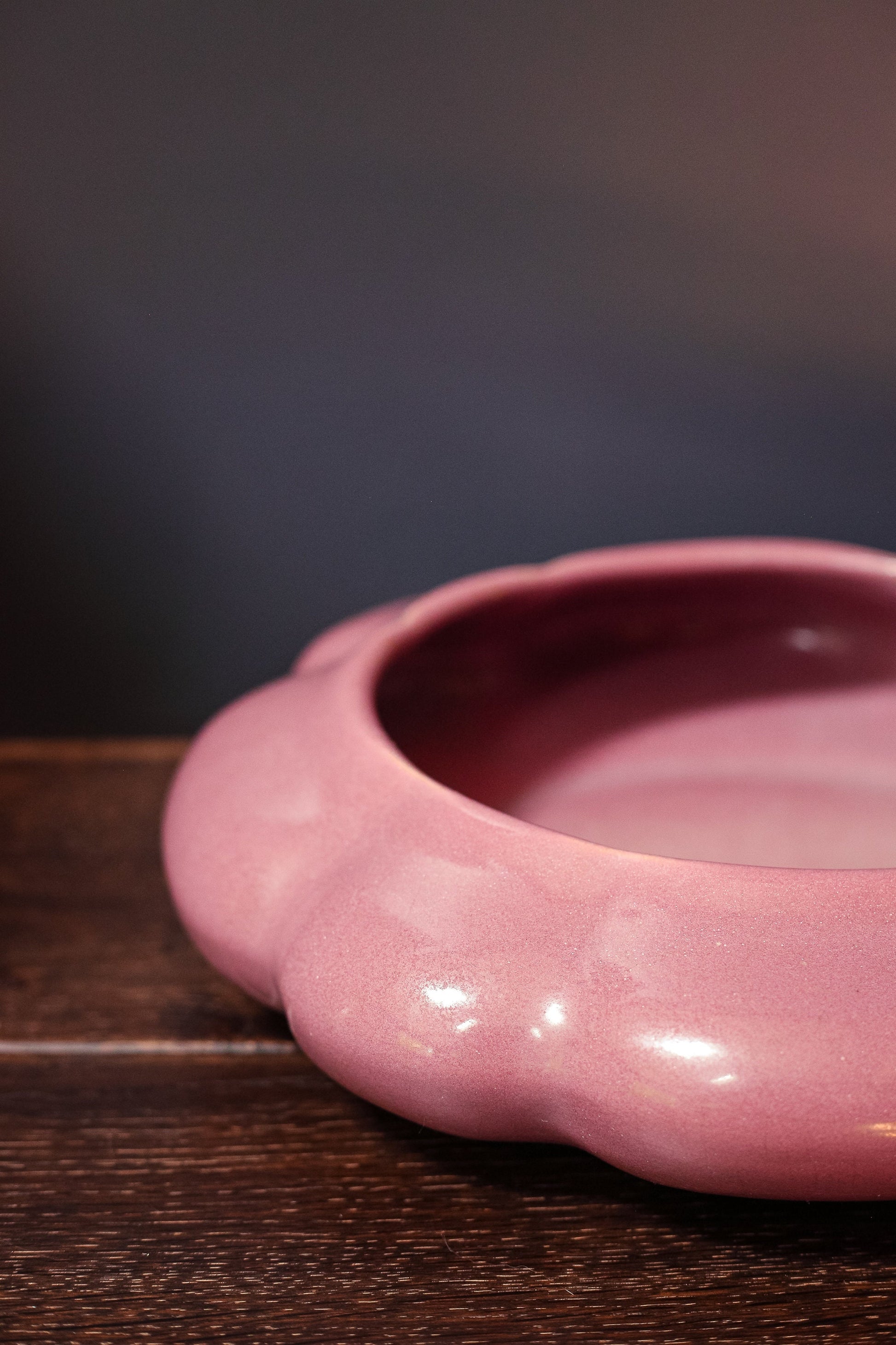 Low Ribbed Mauve Midcentury Modern Fruit Bowl Vase - Vintage Shallow Ceramic Bulb Bowl Bonsai Vase