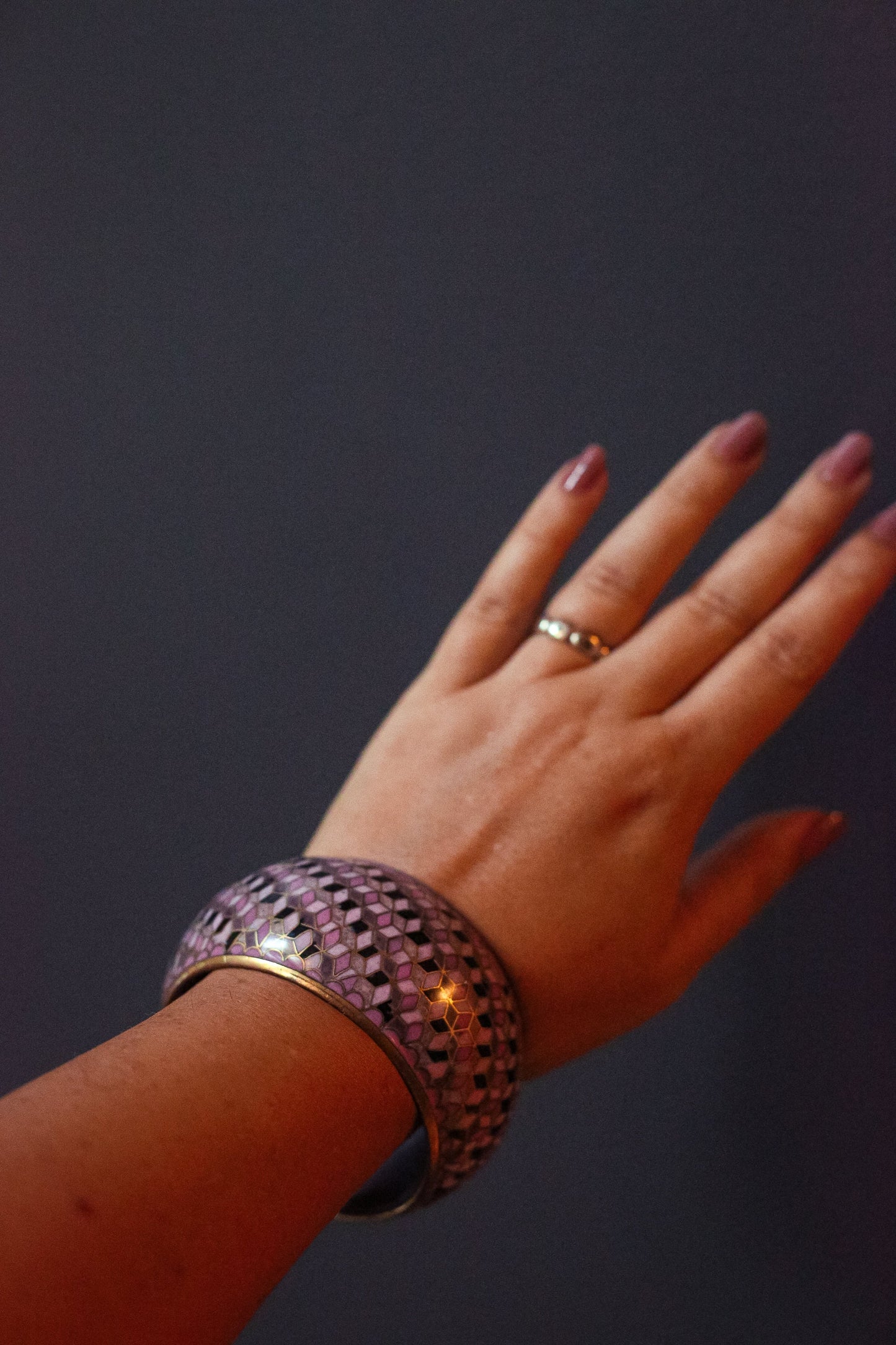 Vintage Cloisonne Geometric Patterned Bangle Brass Enamel Bracelet - Purple/Mauve/Pink Enameled Brass Wrist Cuff Collectible Jewelry
