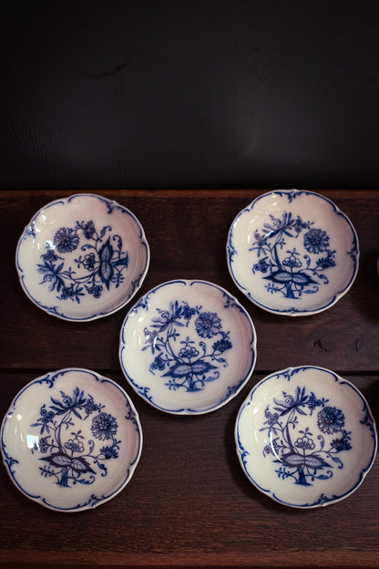 Blue Onion Villeroy & Boch Dresden Saxony Cup Saucer Set of 5/6 - Antique Fine China Collectible Blue White Ceramic