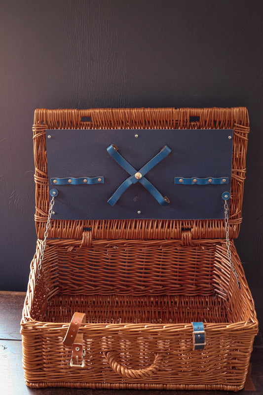 Large Wicker Rattan Picnic Basket with Organizer - Vintage Suitcase Style Picnic Basket with Handle
