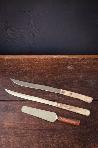 Vintage Carving Bread Knives - Assorted Vintage Cutlery