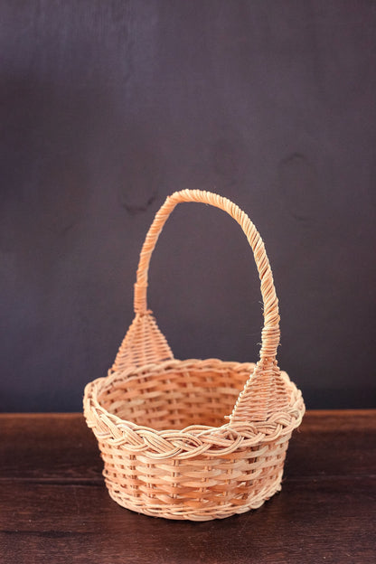 Light Stripe Round Wicker Basket with Handle - Vintage Basket Decor