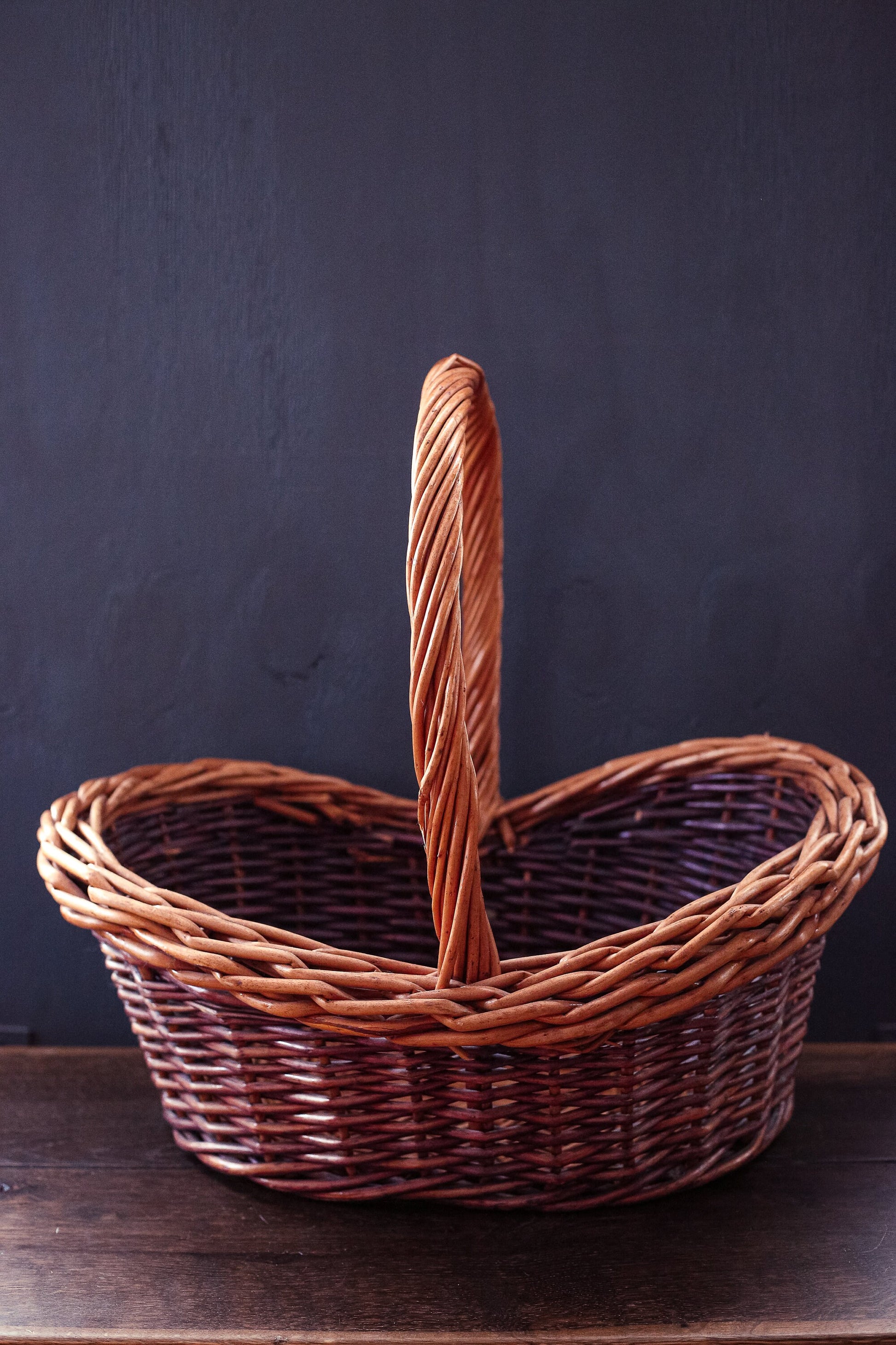 Extra Large Two Tone Willow Gathering basket - Vintage Harvest Basket